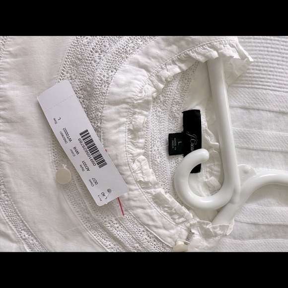 ⏳24 HOURS LEFT!! J.Crew Mockneck embroidered top, size L - Picture 4 of 5